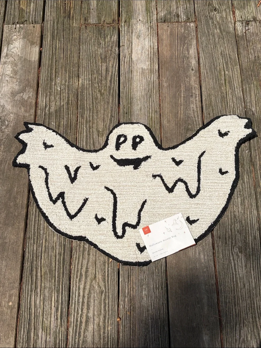 Viral Ghost Accent Rug